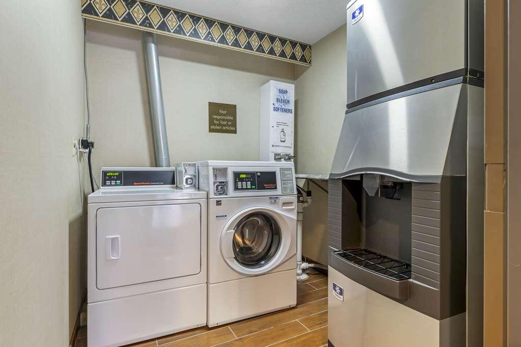 Comfort Inn & Suites Triadelphia Facilities photo